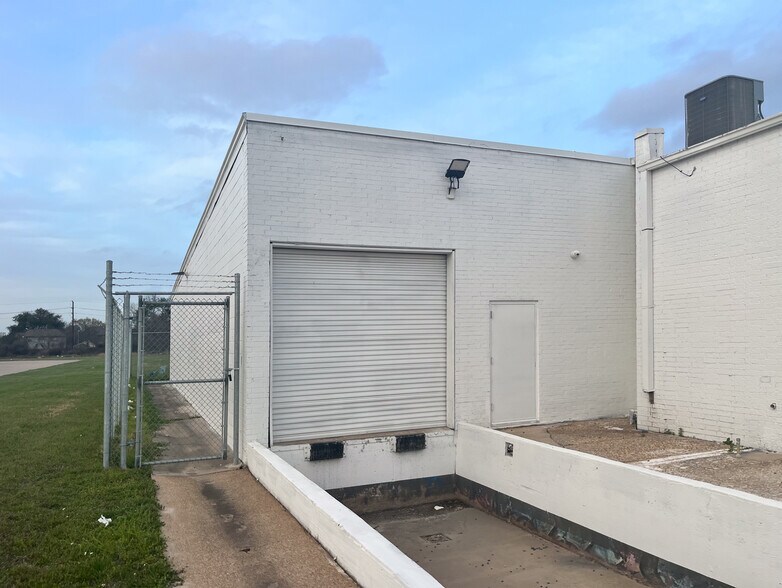 More Photos Of 16210 Clay Rd, Houston General Retail For Sale