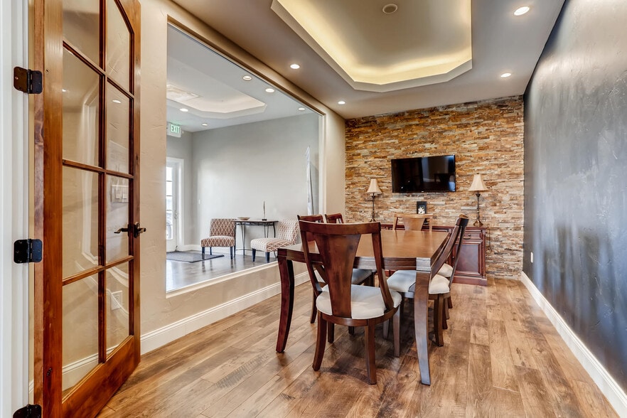 More Photos Of 15530 E Broncos Pky, Centennial Office For Lease