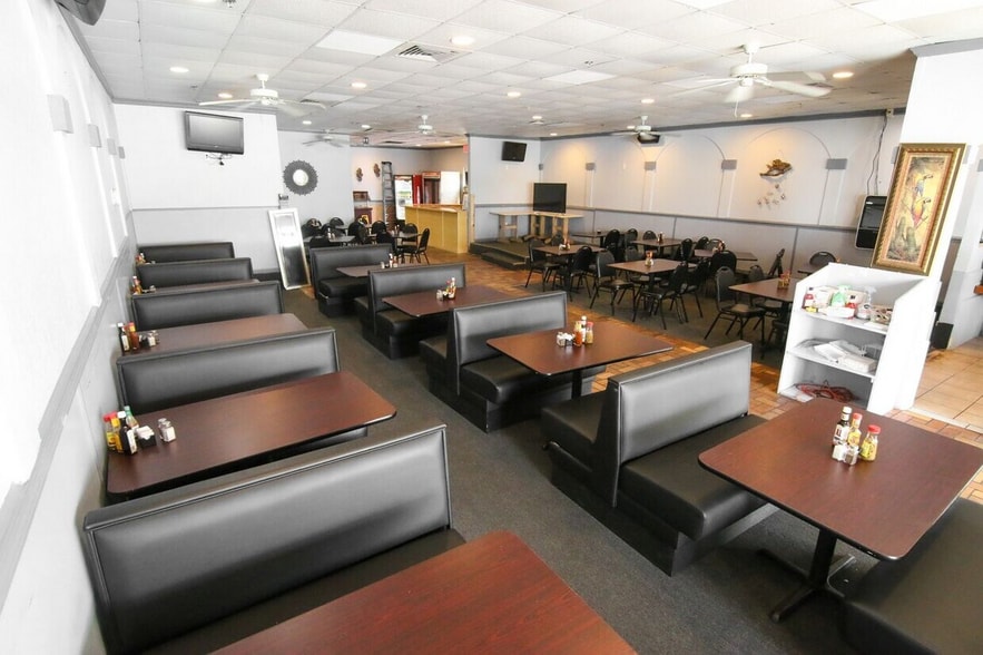 More Photos Of 25405 Perdido Beach Blvd, Orange Beach General Retail For Lease