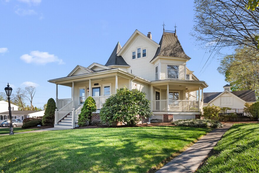 More Photos Of 1358 Smith St, North Providence Office Residential For Sale