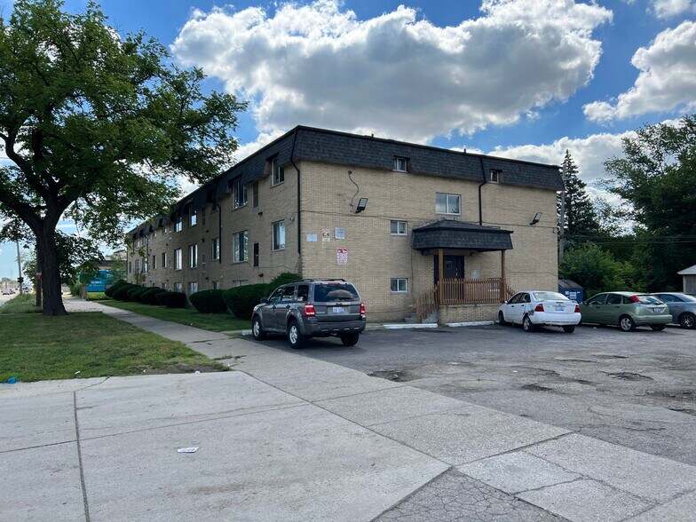 More Photos Of 18401 Joy Rd, Detroit Apartments For Sale