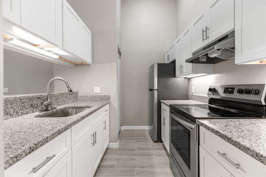 More Photos Of 4151 SE 22nd Ave, Ocala Apartments For Sale