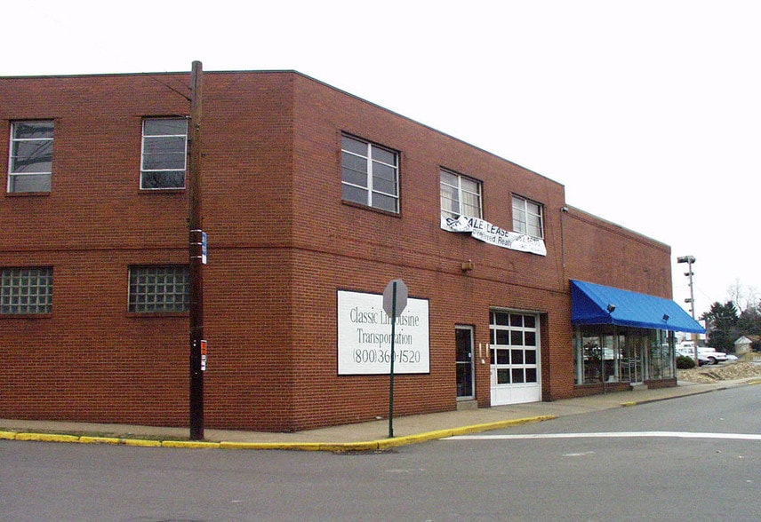 Primary Photo Of 8324 Ohio River Blvd, Pittsburgh Showroom For Lease