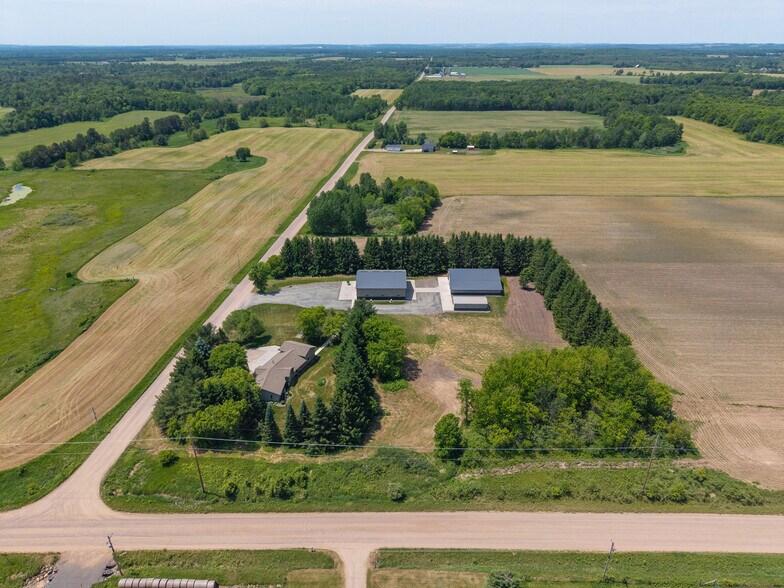 More Photos Of 22946 100th Ave, Cadott Manufacturing For Sale