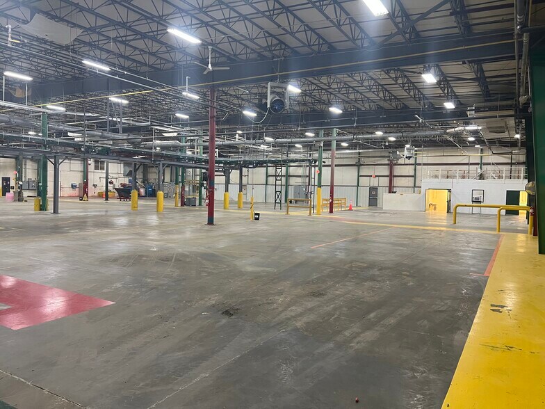 More Photos Of 72 County Route 53, Greenwich Manufacturing For Lease