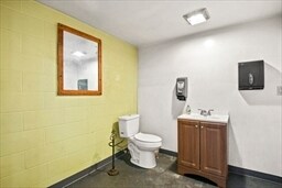 More Photos Of 1131 Boston Rd, Springfield Auto Repair For Sale