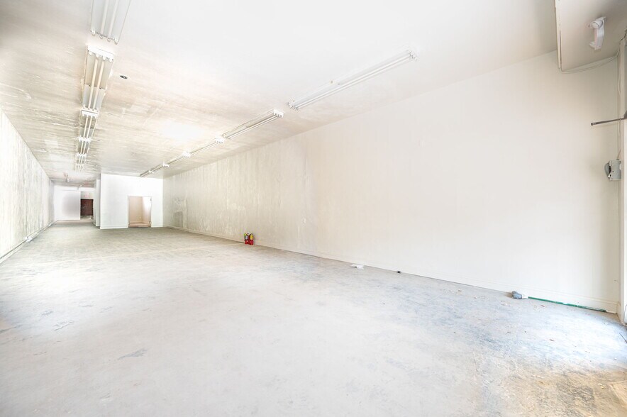 More Photos Of 136-142 S Easton Rd, Glenside Storefront Retail Office For Lease