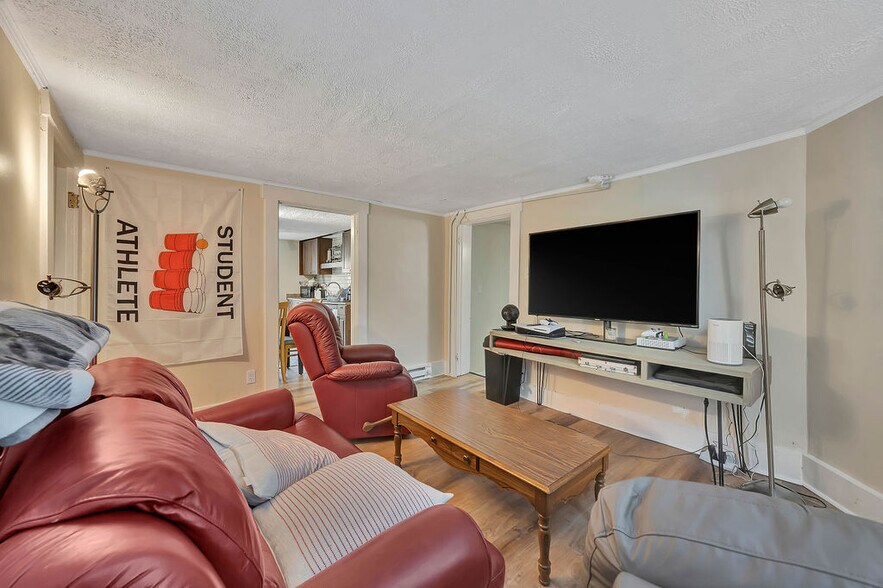 More Photos Of 215 N College Ave, Oxford Apartments For Sale