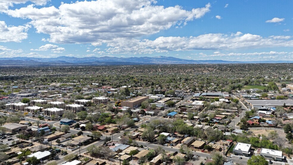 More Photos Of 1607 5th St, Santa Fe Apartments For Sale