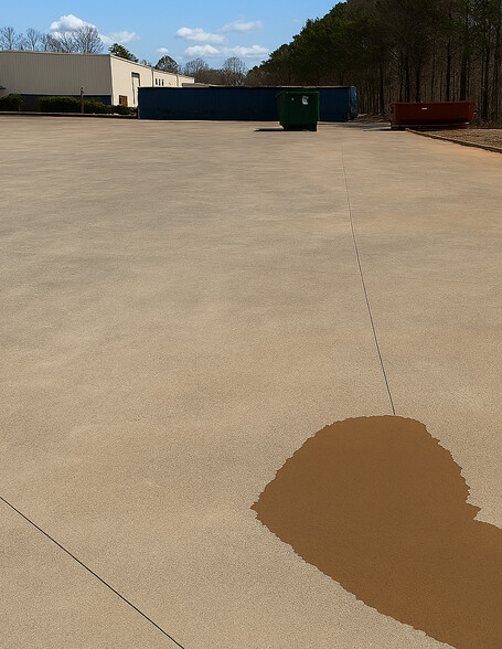 More Photos Of 2350 Danbury Ln, Gainesville Warehouse For Lease