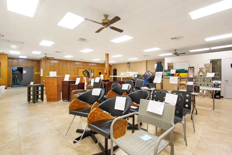 More Photos Of 5858 St Augustine Rd, Jacksonville Freestanding For Lease