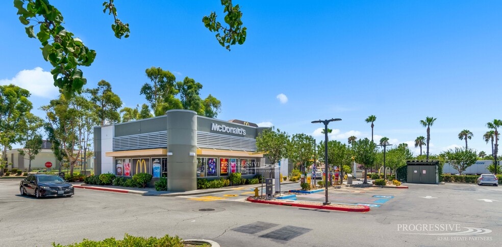 More Photos Of 8070 Monet Ave, Rancho Cucamonga Fast Food For Sale