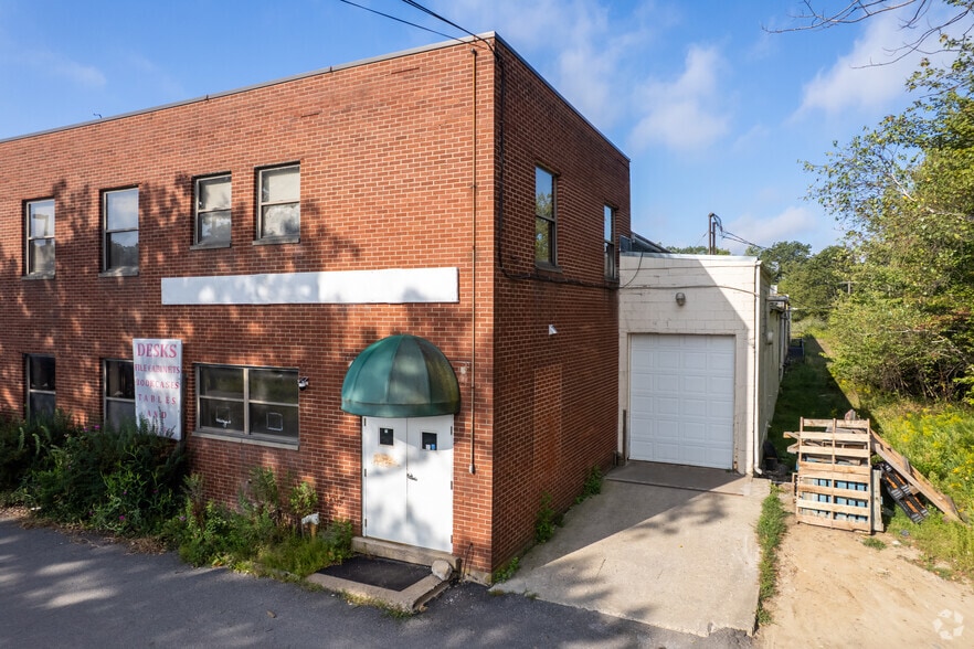 More Photos Of 600 S Poplar St, Hazleton Service For Lease