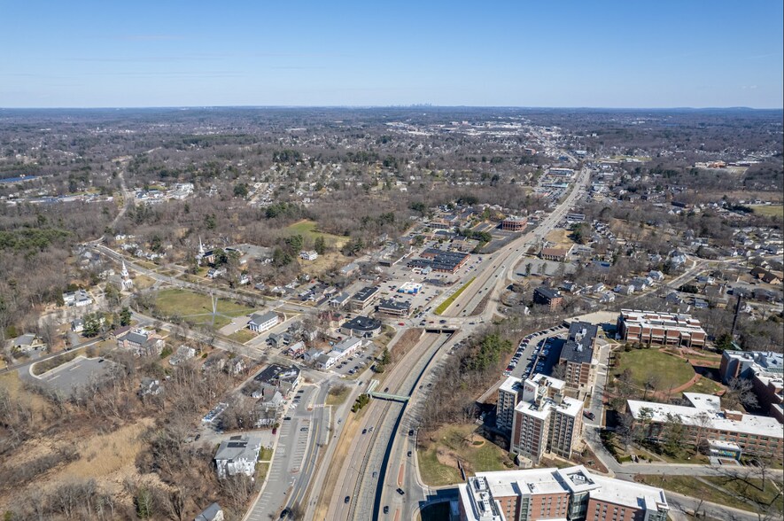 More Photos Of 931-937 Worcester Rd, Framingham Storefront Retail Residential For Lease
