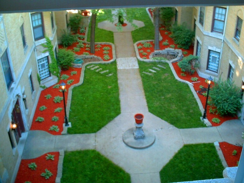 More Photos Of 7369-7379 N Damen Ave, Chicago Apartments For Sale