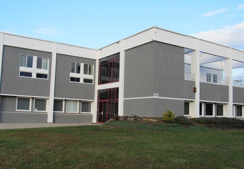 More Photos Of 981 State Route 33 W, Monroe Township Medical For Lease