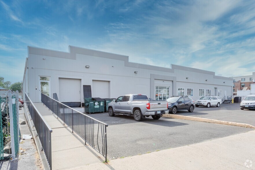 Primary Photo Of 482 Glenbrook Rd, Stamford Manufacturing For Lease