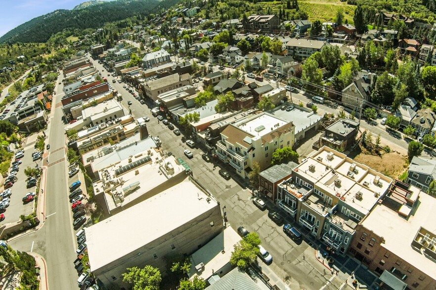 More Photos Of 537 Main St, Park City Storefront Retail Office For Lease
