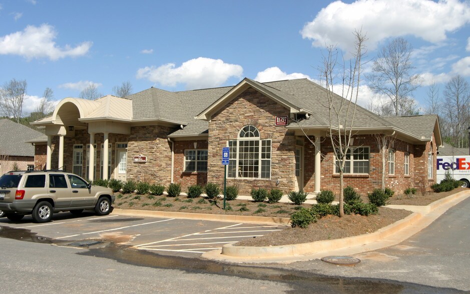 More Photos Of 11797 Northfall Ln, Alpharetta Medical For Lease