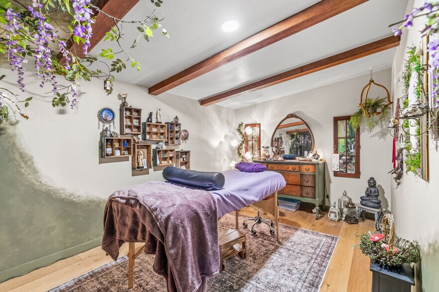 More Photos Of , Buffalo General Retail For Sale