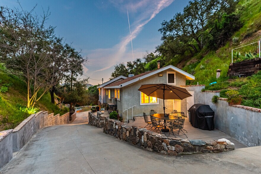 More Photos Of 12141 Wildwood Trl, Kagel Canyon Specialty For Sale