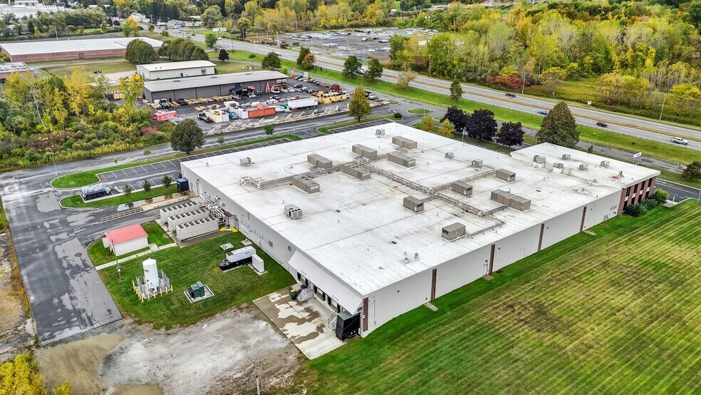 More Photos Of 1466 Curran Hwy, North Adams Manufacturing For Lease