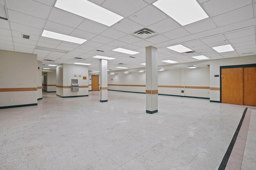 More Photos Of 8710 5th Ave, Brooklyn Medical For Sale