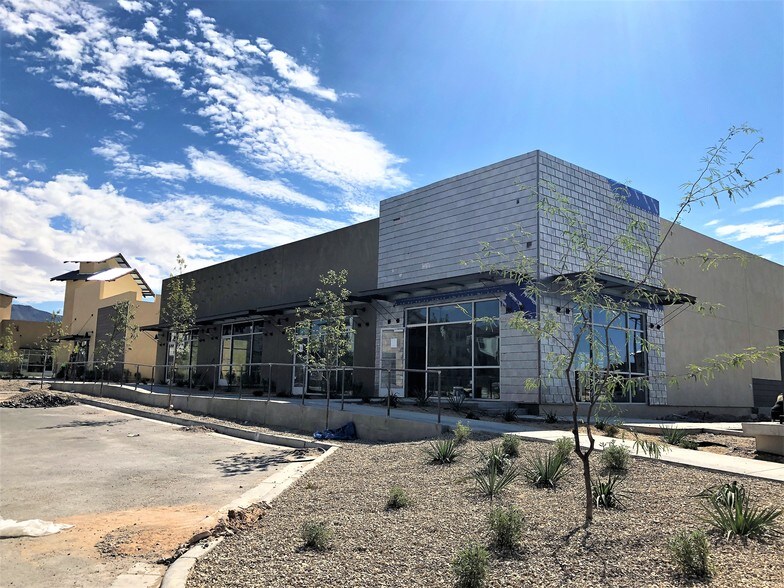 More Photos Of 1571 N Resler Dr, El Paso Unknown For Lease