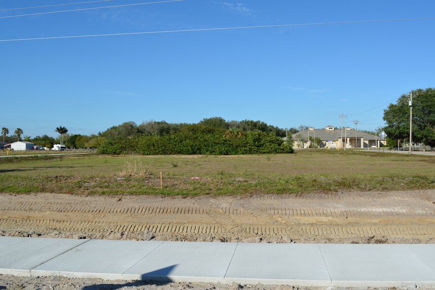 More Photos Of 18700 N Tamiami Trl, North Fort Myers Land For Sale