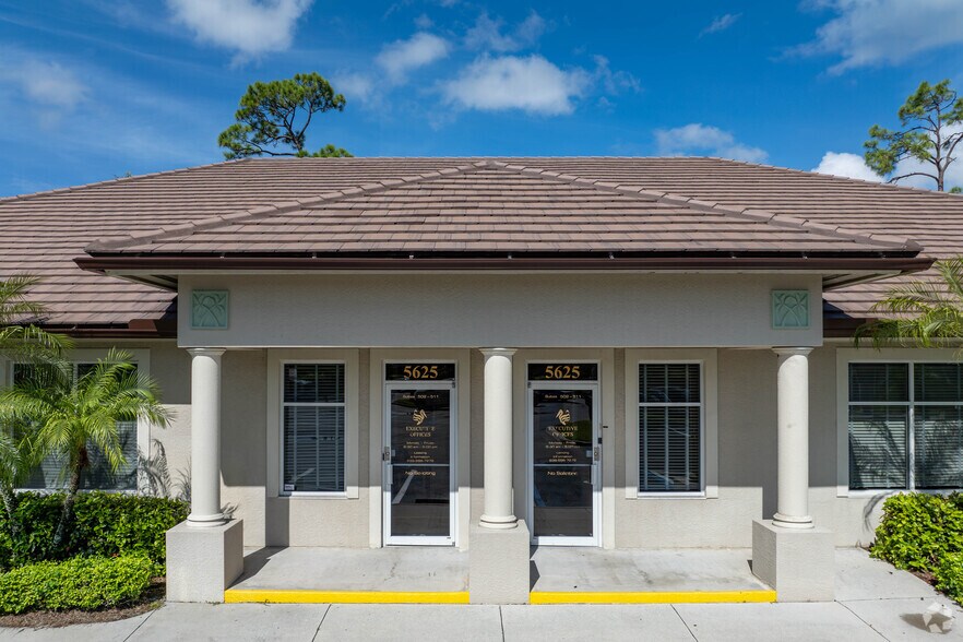 More Photos Of 5621 Strand Blvd, Naples Unknown For Lease