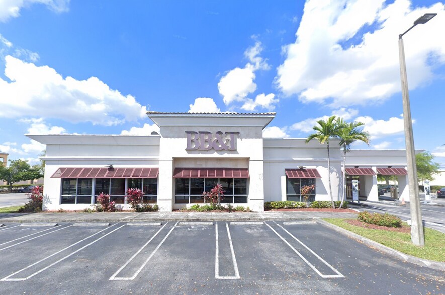 Primary Photo Of 17930 NW 57th Ave, Hialeah Bank For Lease