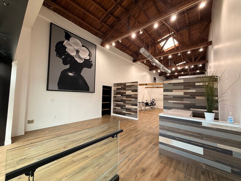 More Photos Of 463-467 S La Brea Ave, Los Angeles Storefront Retail Office For Lease