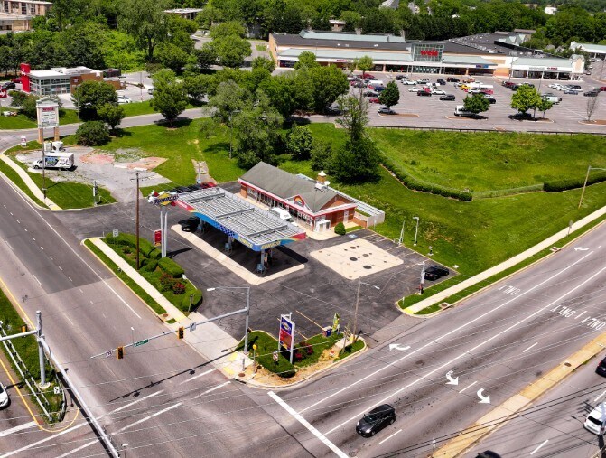 More Photos Of 1000 Dual Hwy, Hagerstown Service Station For Sale