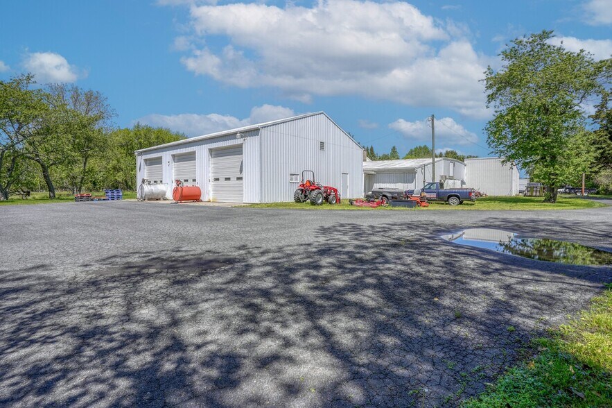 More Photos Of 1600-1624 N Little Creek Rd, Dover Warehouse For Sale