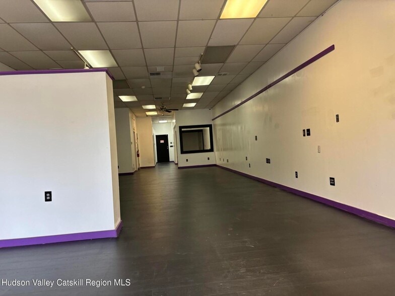 More Photos Of 1076-1090 Morton Blvd, Kingston Storefront Retail Office For Lease