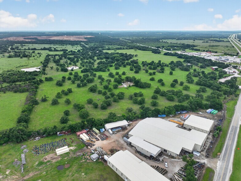 More Photos Of 14145 US-281, Santo Specialty For Sale