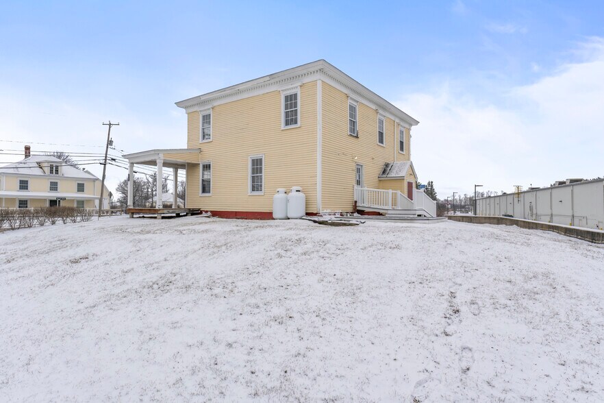 More Photos Of 2204 Woodbury Ave, Newington Office For Sale