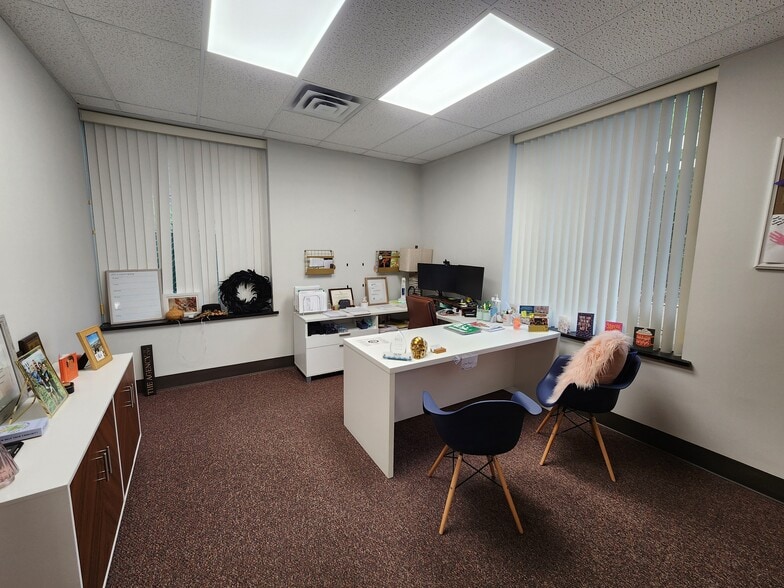 More Photos Of 212 E Manlius St, East Syracuse Freestanding For Lease