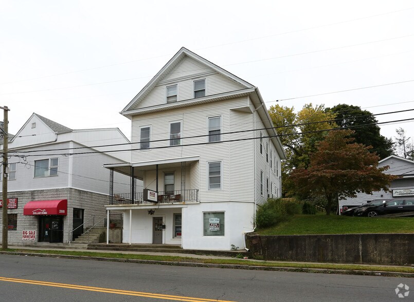 More Photos Of 302 W Main St, Meriden Storefront Retail Residential For Lease