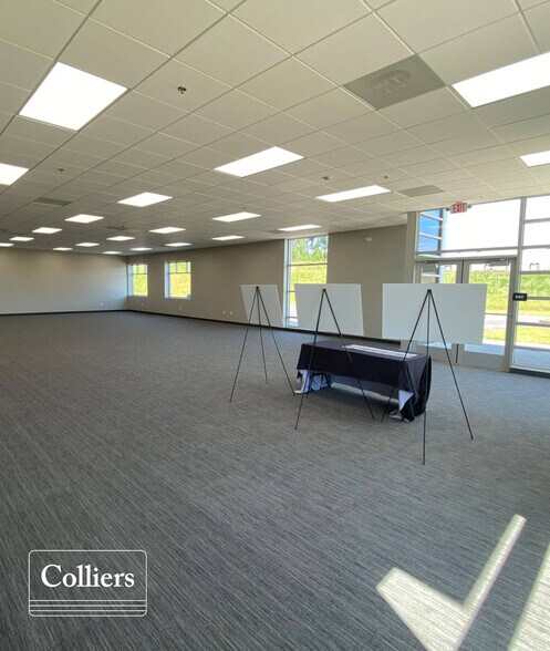 More Photos Of 1172 Bracken Rd, Piedmont Warehouse For Lease