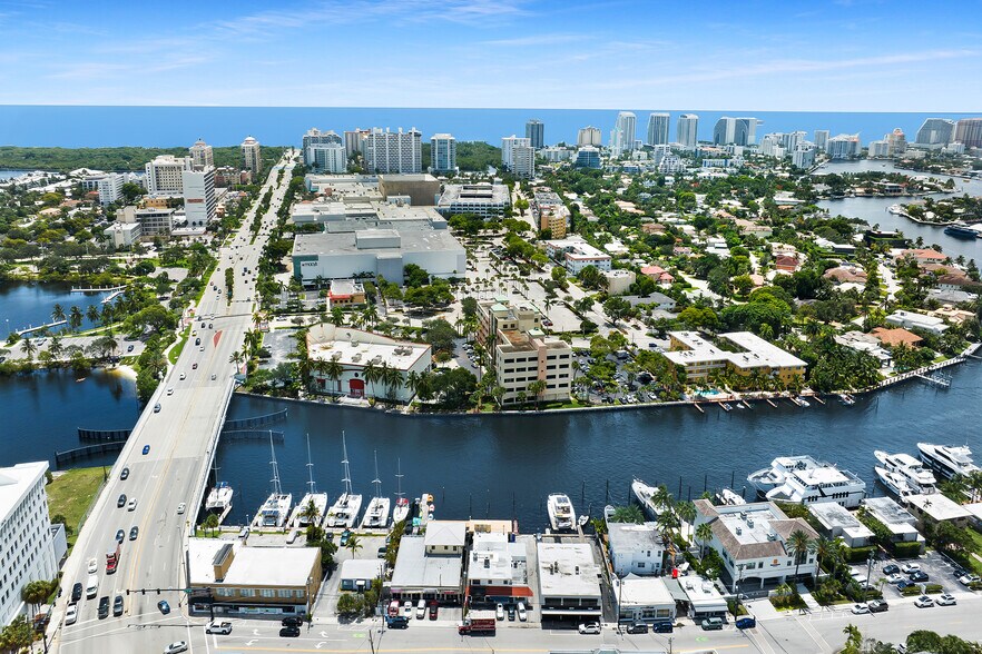 More Photos Of 2000 E Sunrise Blvd, Fort Lauderdale Storefront Retail Office For Sale