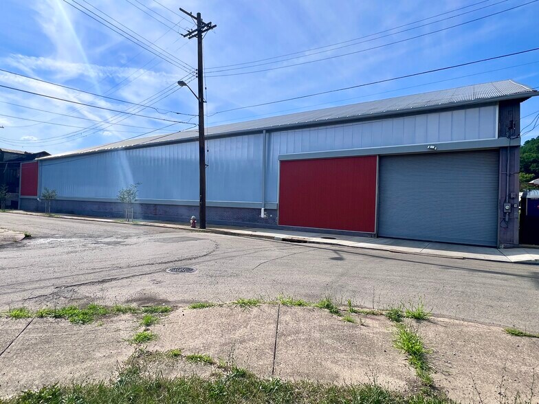 Primary Photo Of 1400 Nixon St, Pittsburgh Warehouse For Sale