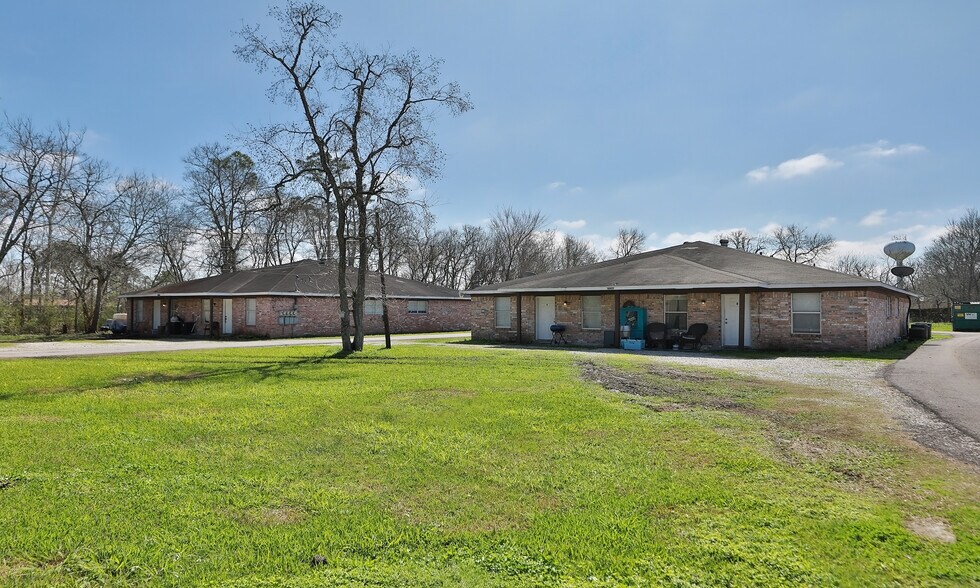 More Photos Of 14405-14411 Pine St, Santa Fe Apartments For Sale