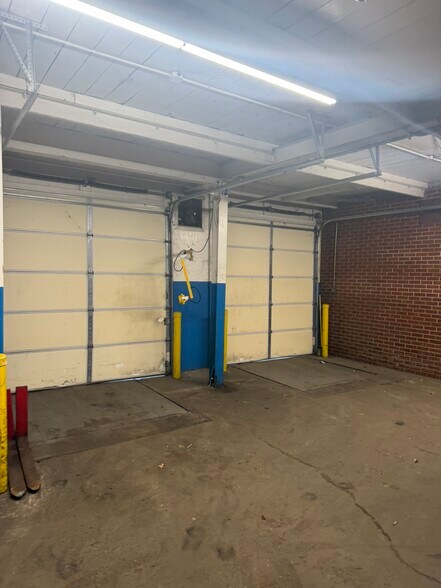 More Photos Of 342 Shelbyville Mills Rd, Shelbyville Manufacturing For Lease