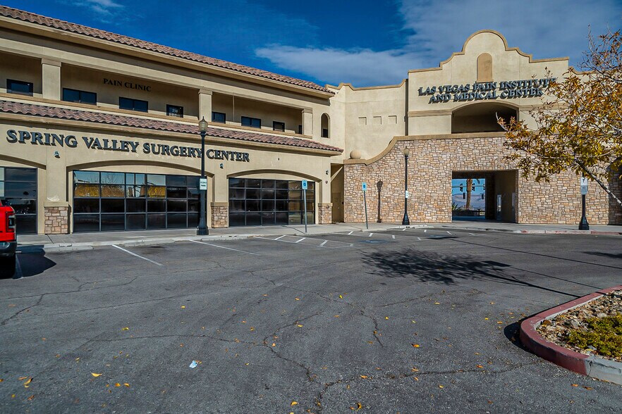 More Photos Of 7175 N Durango Dr, Las Vegas Medical For Lease