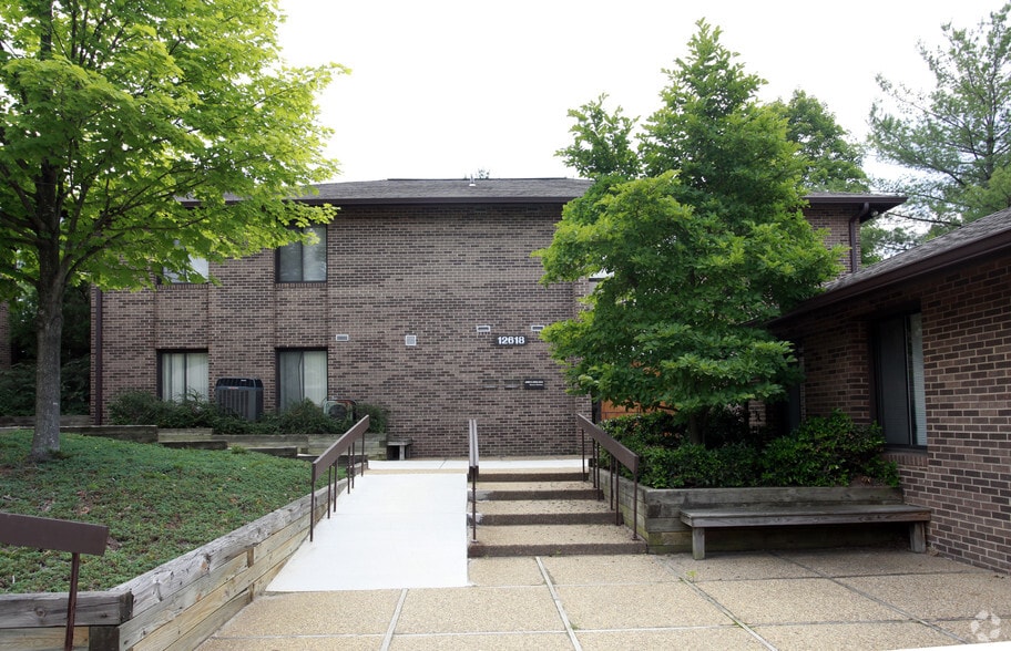 More Photos Of 12618-12620 Lake Ridge Dr, Woodbridge Medical For Lease