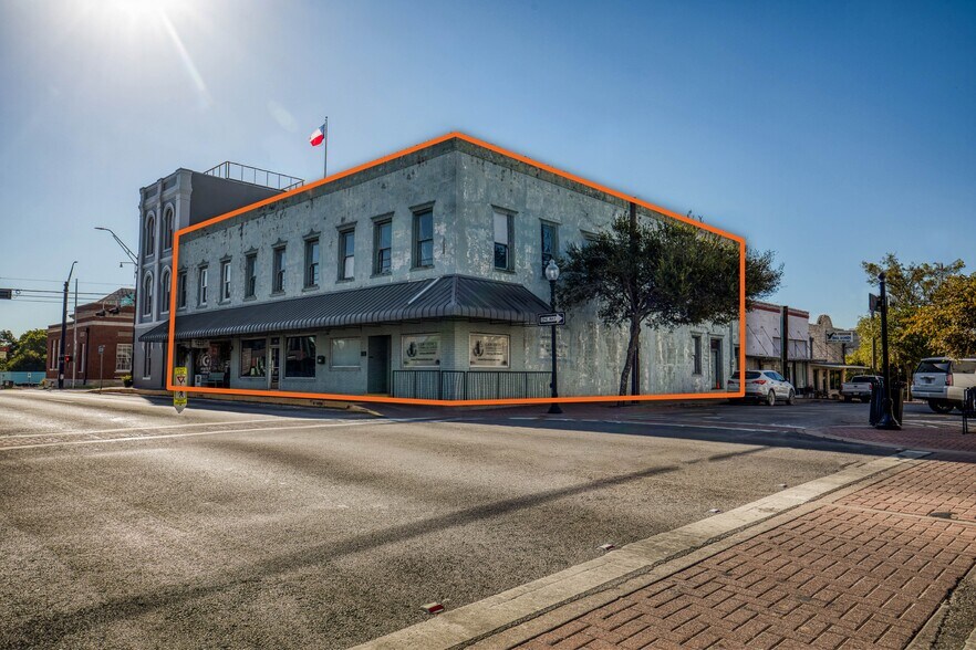 Primary Photo Of 214 E Main St, Brenham Office Residential For Sale