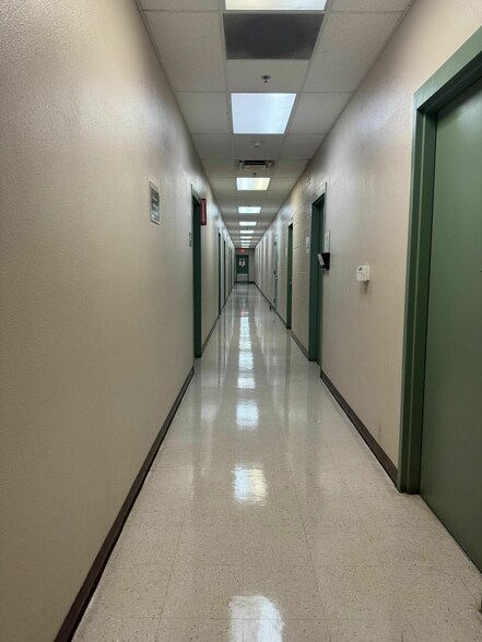 More Photos Of 406 N Avenue D, San Luis Correctional Facility For Sale