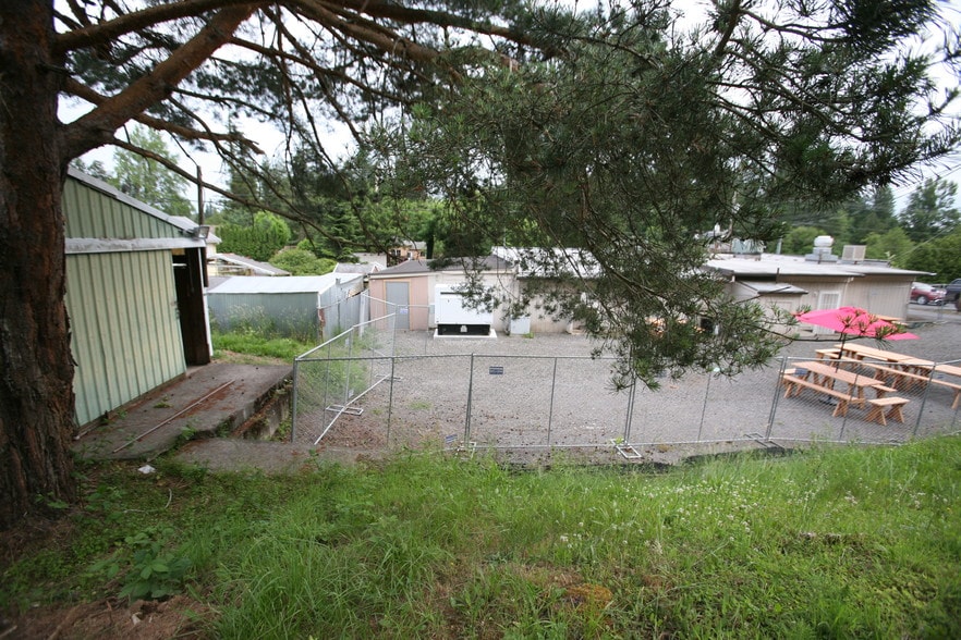 More Photos Of 31815 E Historic Columbia RI Hwy, Troutdale Convenience Store For Sale