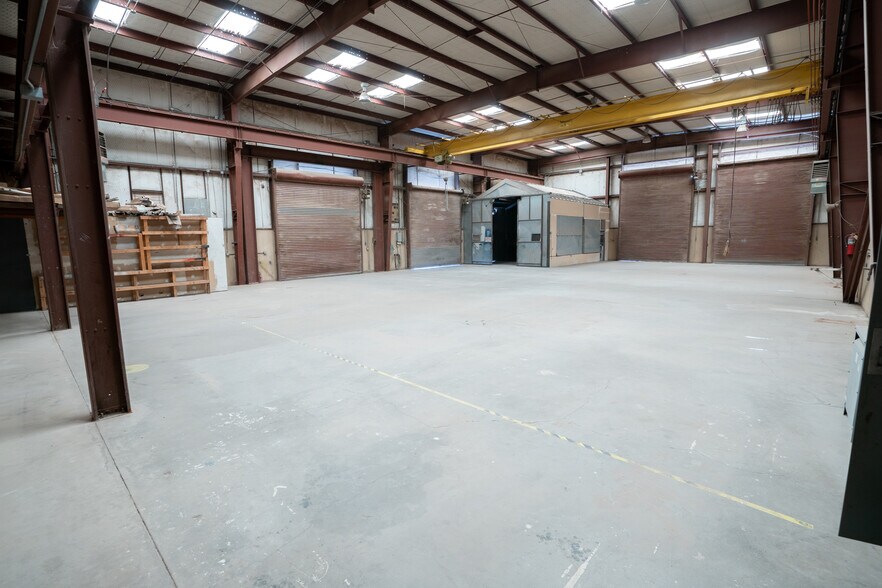 More Photos Of 4111 S County Road 1276, Midland Manufacturing For Sale